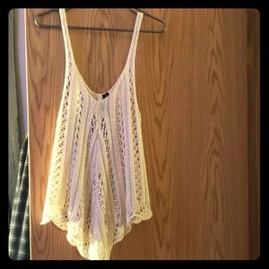 Sleeveless crochet shirt